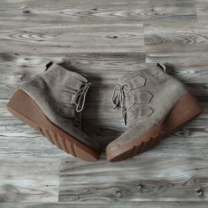 Sorel Toronto Wedge Suede Ankle Boot Olive Green/Khaki Women's Size 7.5